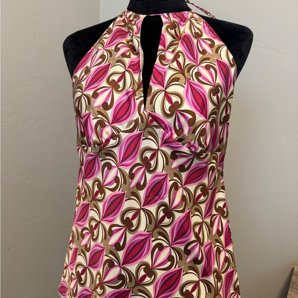 High quality fully lined 100% beautiful Laundry by Shelli Segal Top. String Tie.